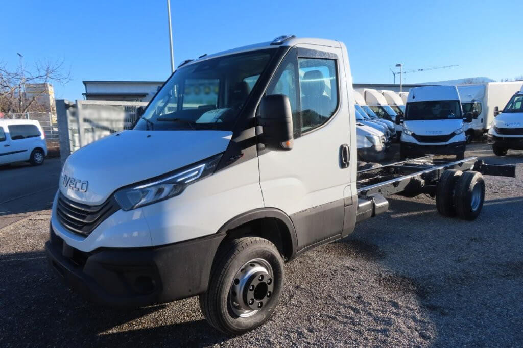 IVECO DAILY 72C18 - Varebil: bilde 1 IVECO DAILY 72C18 - Varebil: bilde 1