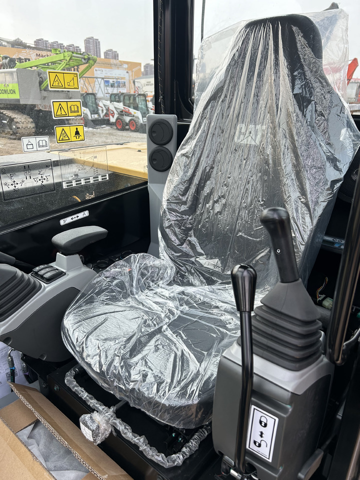 CATERPILLAR 305.5GC - Beltegraver: bilde 4 CATERPILLAR 305.5GC - Beltegraver: bilde 4