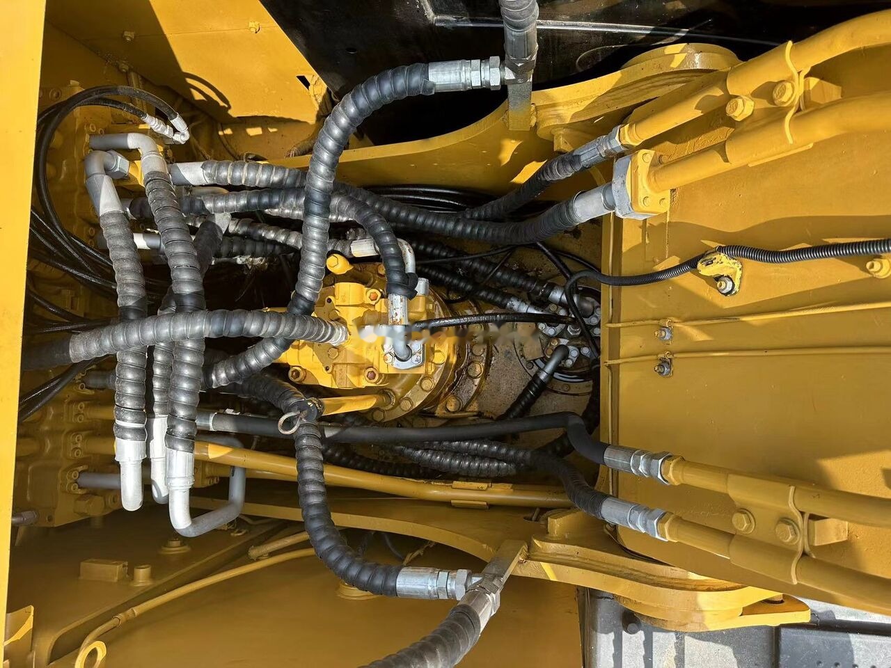 Caterpillar 320D - Beltegraver: bilde 3 Caterpillar 320D - Beltegraver: bilde 3