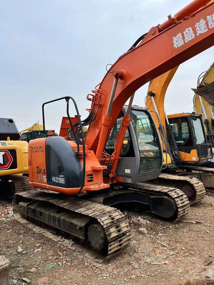 Hitachi ZX135 - Beltegraver: bilde 2 Hitachi ZX135 - Beltegraver: bilde 2