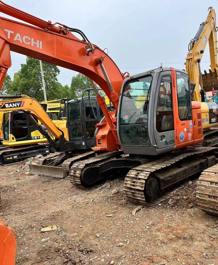Hitachi ZX135 - Beltegraver: bilde 2 Hitachi ZX135 - Beltegraver: bilde 2