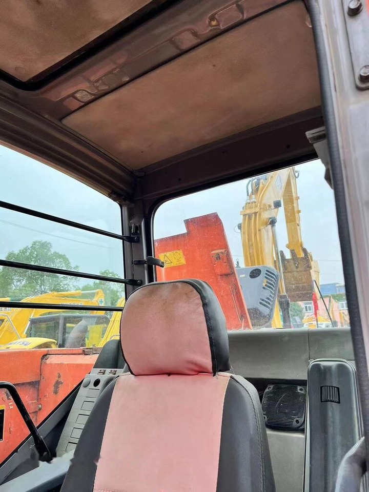 Hitachi ZX135 - Beltegraver: bilde 3 Hitachi ZX135 - Beltegraver: bilde 3