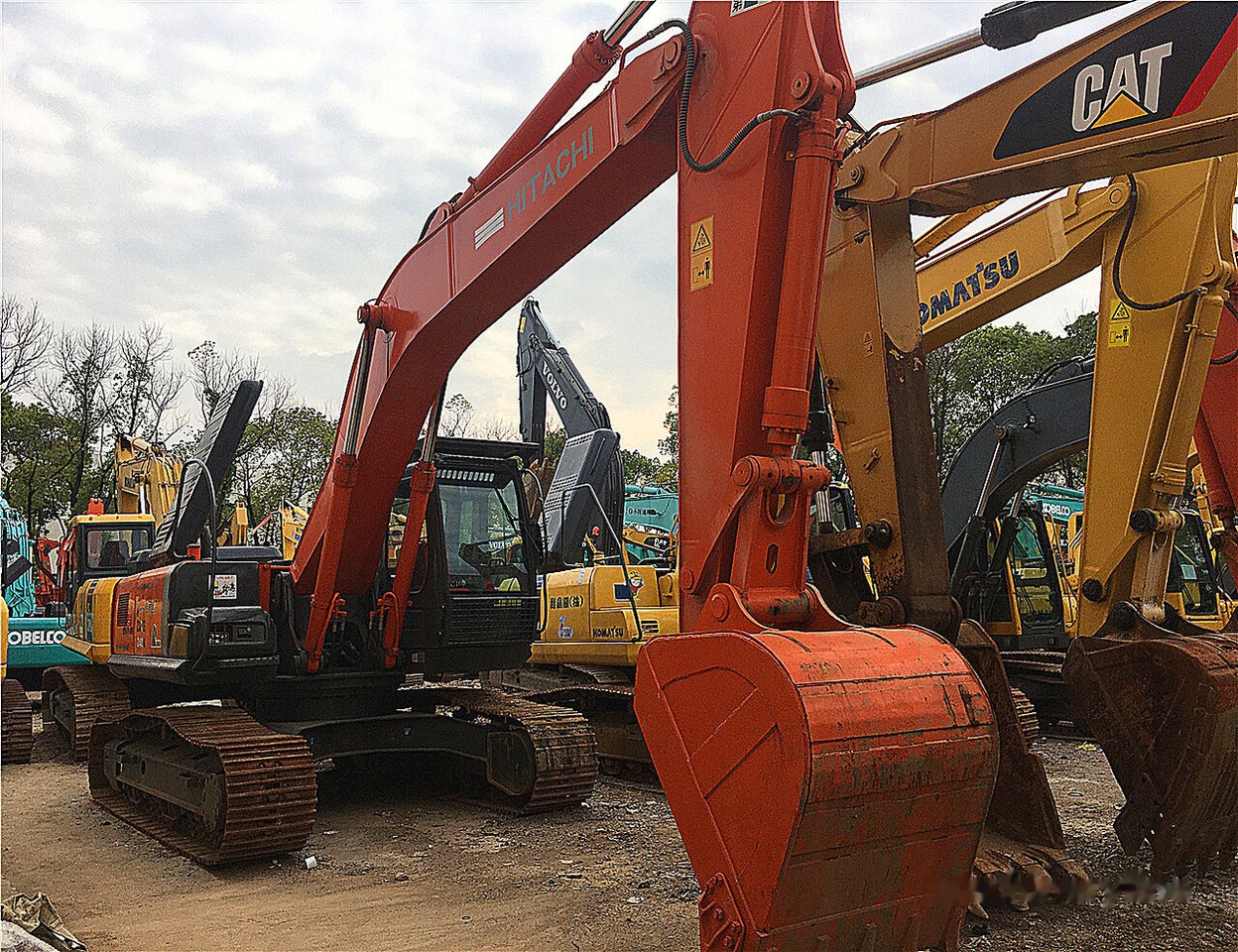 Hitachi ZX240-3G - Beltegraver: bilde 5 Hitachi ZX240-3G - Beltegraver: bilde 5