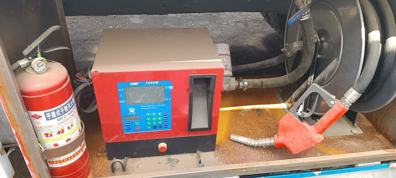 Howo 371 - Tankbil: bilde 3 Howo 371 - Tankbil: bilde 3