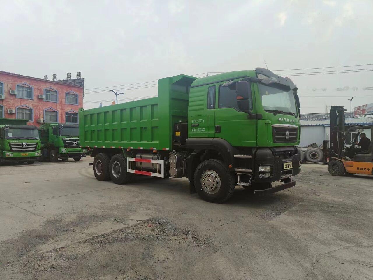 Howo G7W - Tippbil: bilde 2 Howo G7W - Tippbil: bilde 2