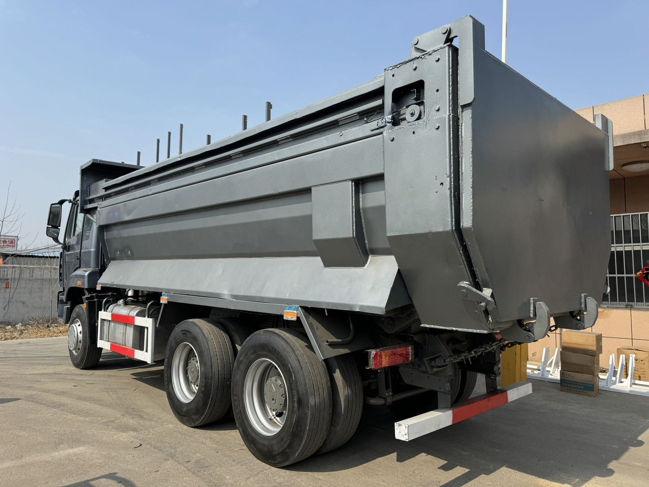 Howo HAOHAN DUMP TRUCK - Tippbil: bilde 4 Howo HAOHAN DUMP TRUCK - Tippbil: bilde 4