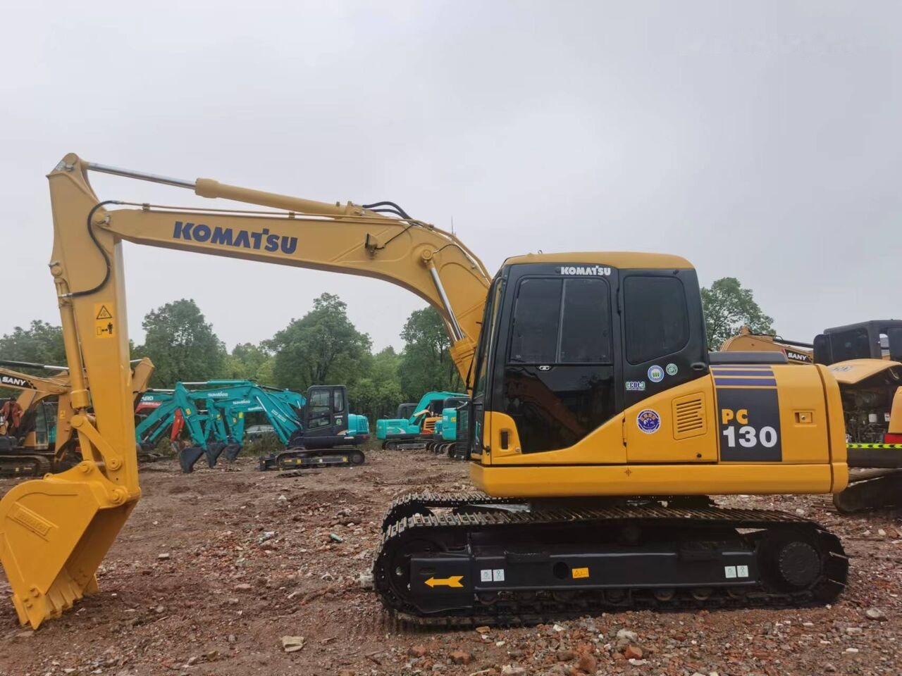 Beltegraver Komatsu PC130: bilde 6