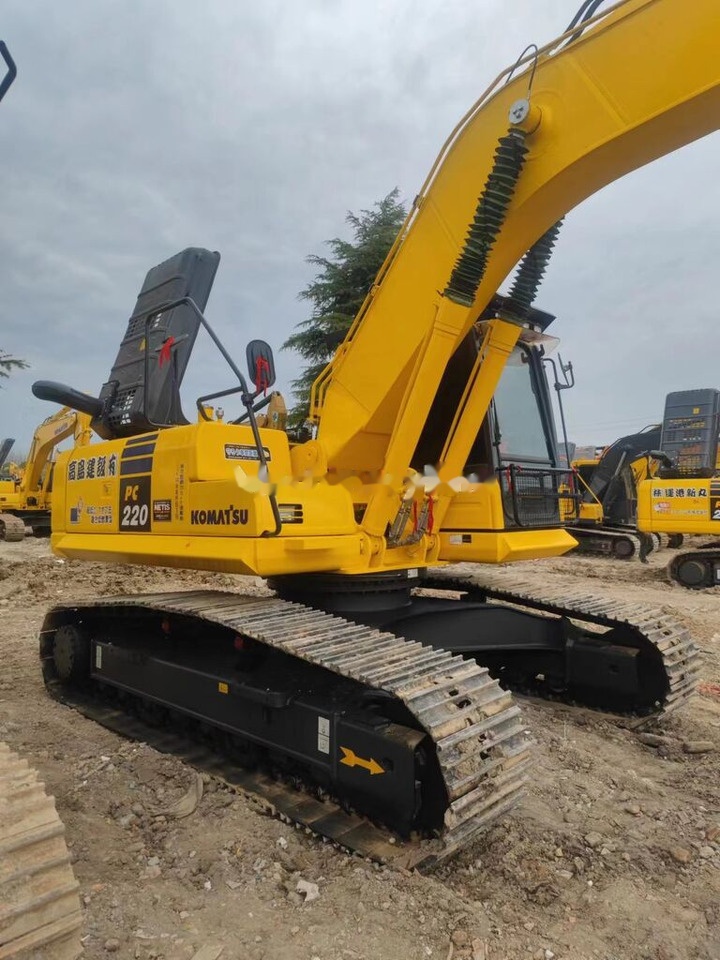 Komatsu PC220-8 - Beltegraver: bilde 3 Komatsu PC220-8 - Beltegraver: bilde 3