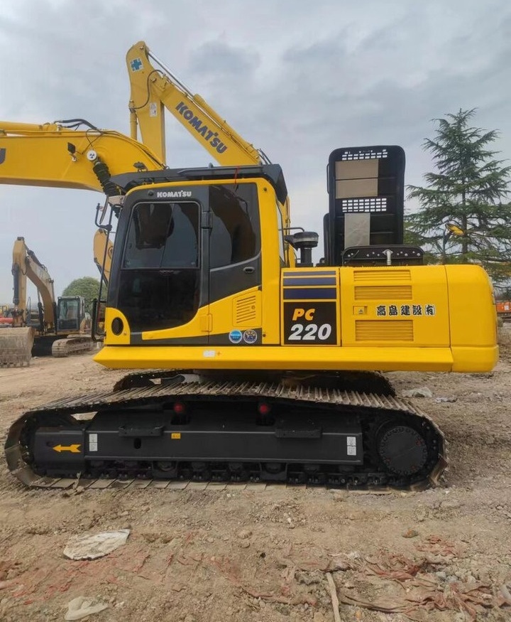 Komatsu PC220-8 - Beltegraver: bilde 4 Komatsu PC220-8 - Beltegraver: bilde 4