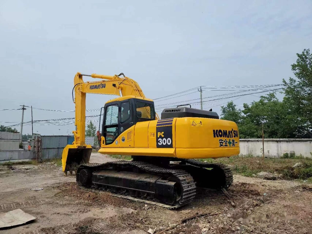 Komatsu PC300-7 - Beltegraver: bilde 2 Komatsu PC300-7 - Beltegraver: bilde 2