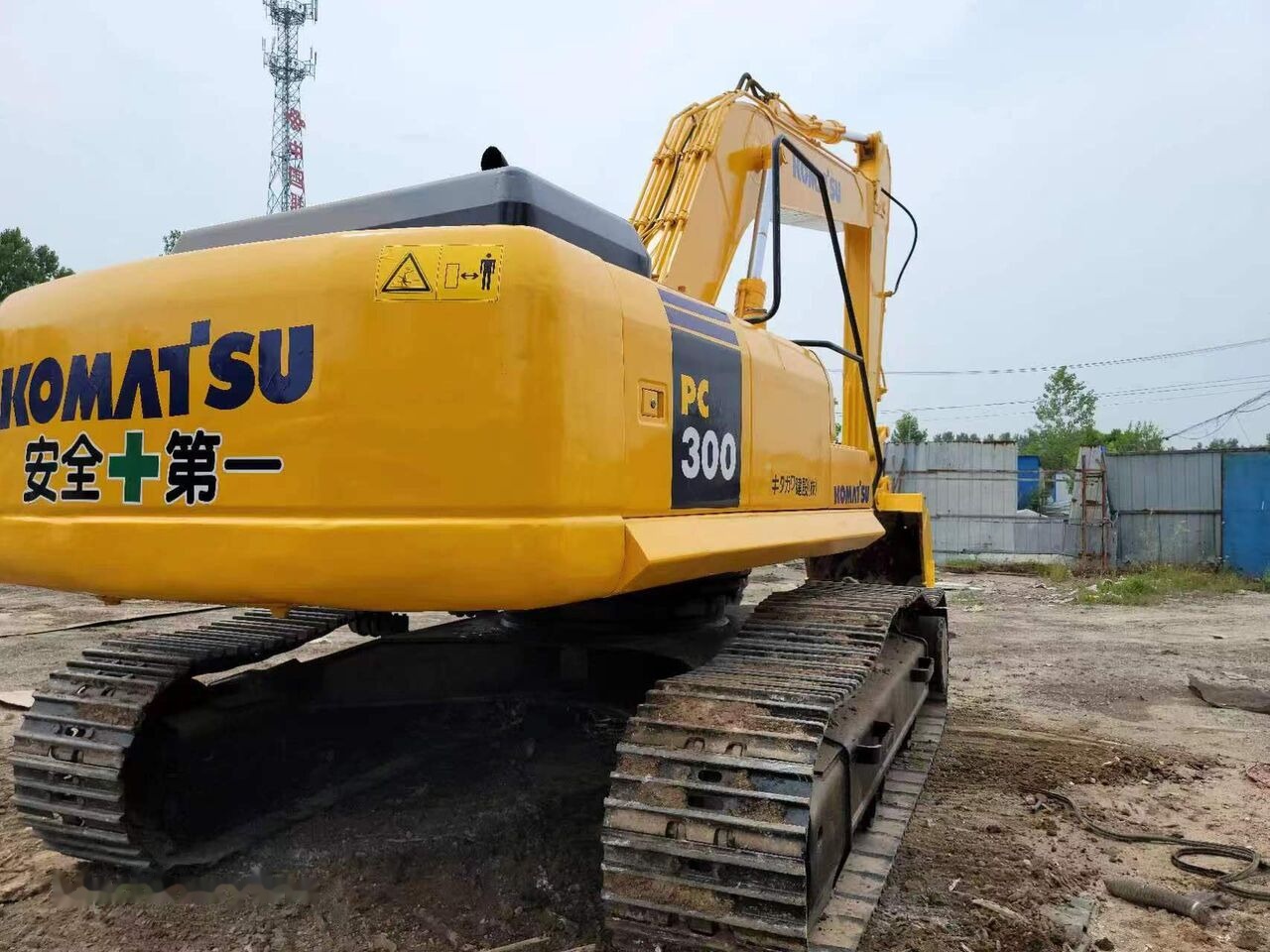 Komatsu PC300-7 - Beltegraver: bilde 5 Komatsu PC300-7 - Beltegraver: bilde 5