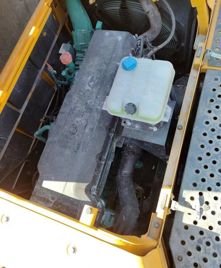 Beltegraver Volvo EC480: bilde 11