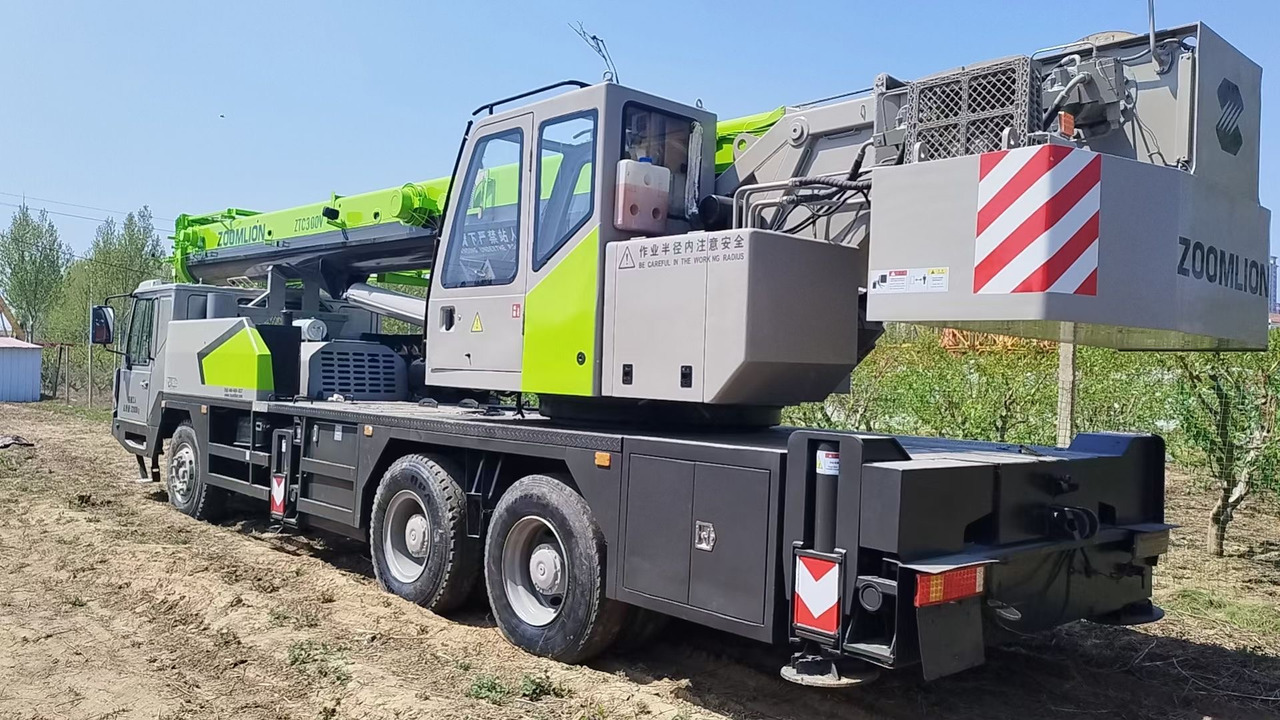 ZOOMLION ZTC300V - Mobilkran: bilde 4 ZOOMLION ZTC300V - Mobilkran: bilde 4