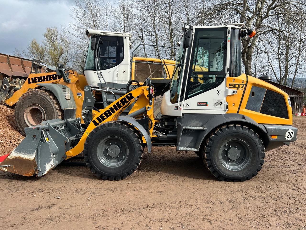 Liebherr L 507 Stereo V Likufix 2x verfügbar - Hjullaster: bilde 1 Liebherr L 507 Stereo V Likufix 2x verfügbar - Hjullaster: bilde 1