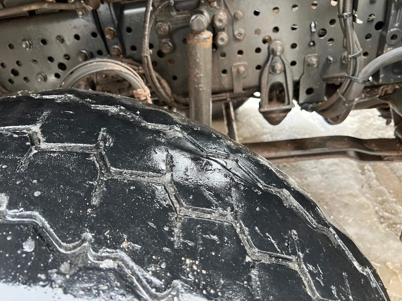 Mercedes-Benz 1843 - Trekkvogn: bilde 3 Mercedes-Benz 1843 - Trekkvogn: bilde 3