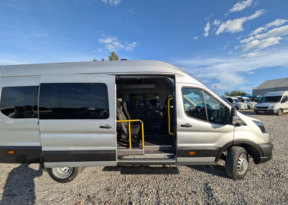 Ny Minibuss, Persontransport Ford Transit: bilde 13