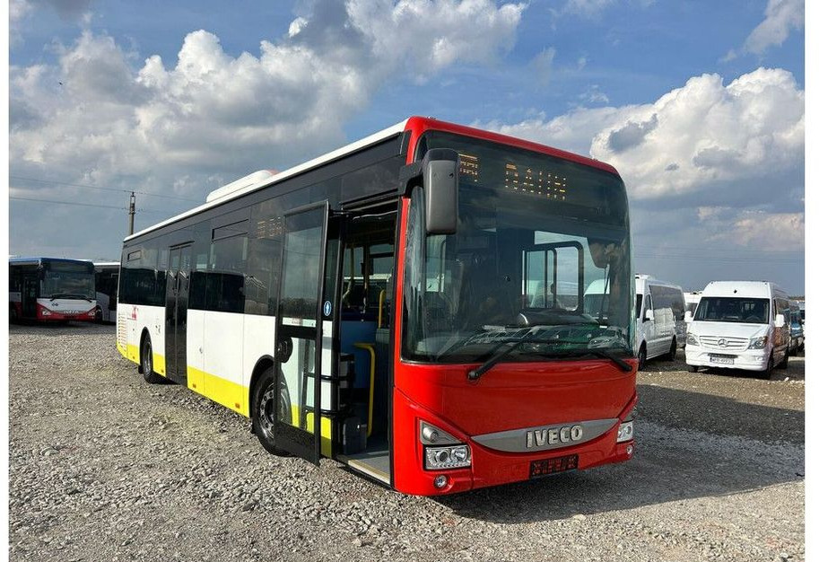 Iveco Crossway LE - Forstadsbus: bilde 1 Iveco Crossway LE - Forstadsbus: bilde 1