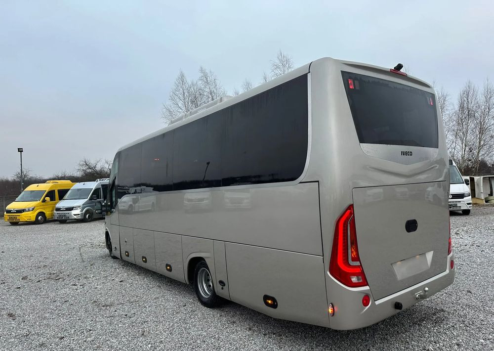 Iveco Daily - Minibuss, Persontransport: bilde 5 Iveco Daily - Minibuss, Persontransport: bilde 5
