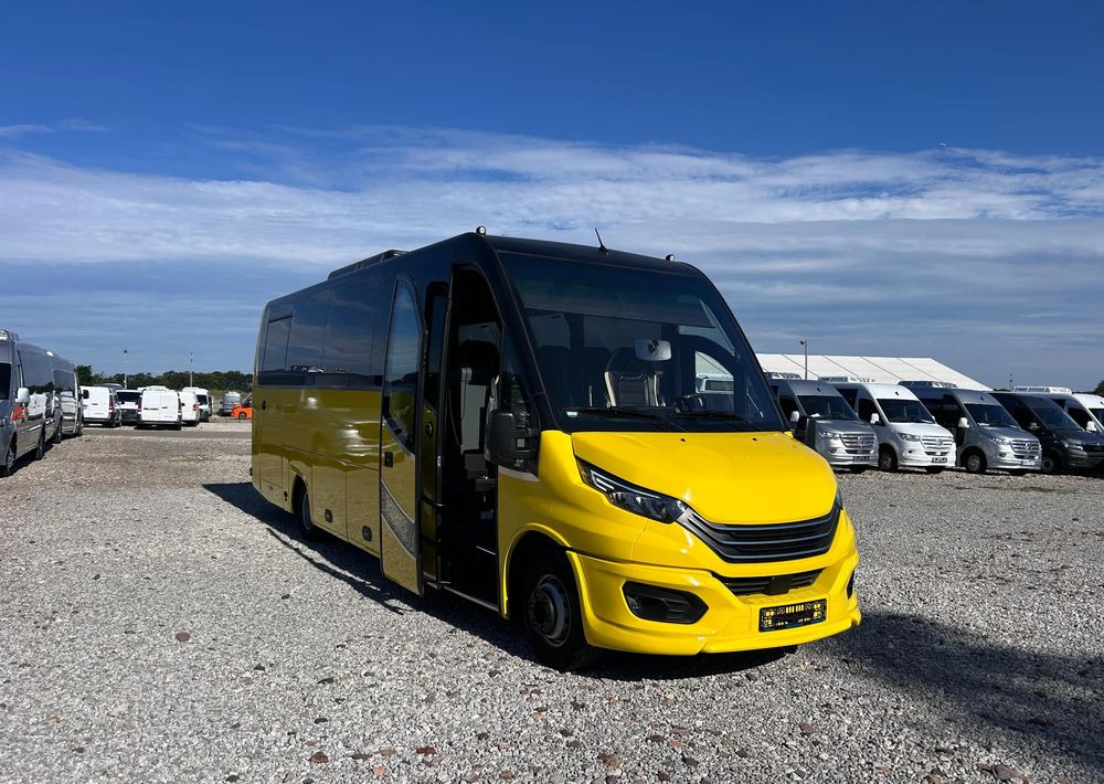 Iveco Daily - Minibuss, Persontransport: bilde 1 Iveco Daily - Minibuss, Persontransport: bilde 1