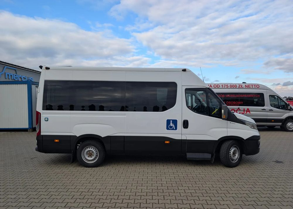 Iveco Daily - Minibuss, Persontransport: bilde 2 Iveco Daily - Minibuss, Persontransport: bilde 2