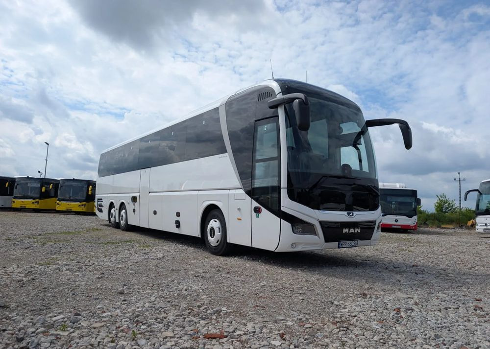 MAN Lions Coach - Turistbuss: bilde 1 MAN Lions Coach - Turistbuss: bilde 1