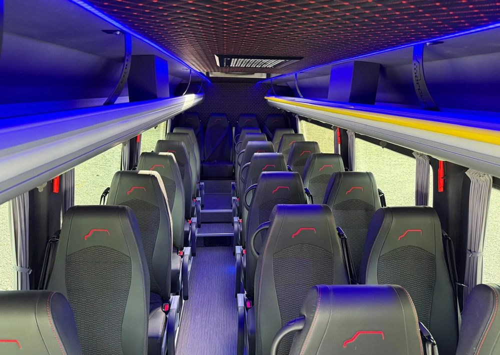 Ny Minibuss, Persontransport Mercedes-Benz Sprinter 517: bilde 13