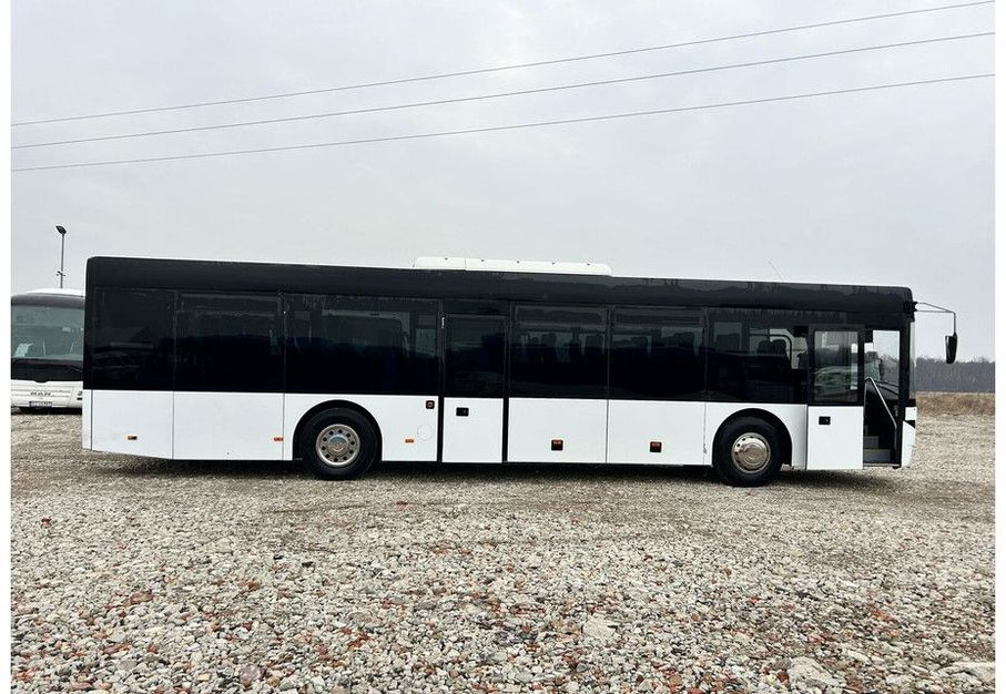 Solaris InterUrbino - Forstadsbus: bilde 4 Solaris InterUrbino - Forstadsbus: bilde 4