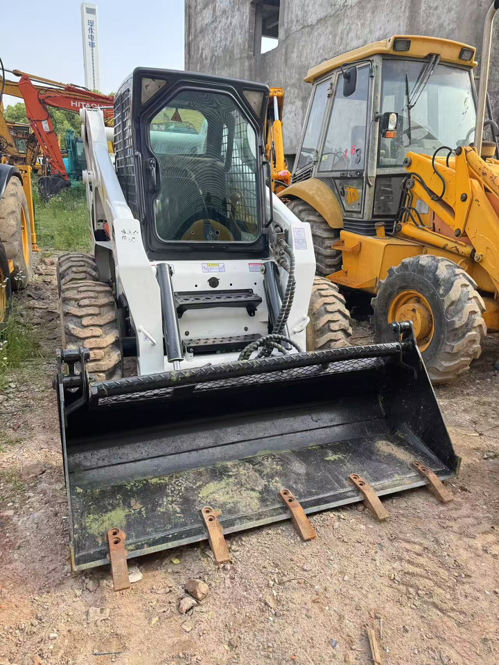 BOBCAT S300 - Traktorgraver: bilde 3 BOBCAT S300 - Traktorgraver: bilde 3