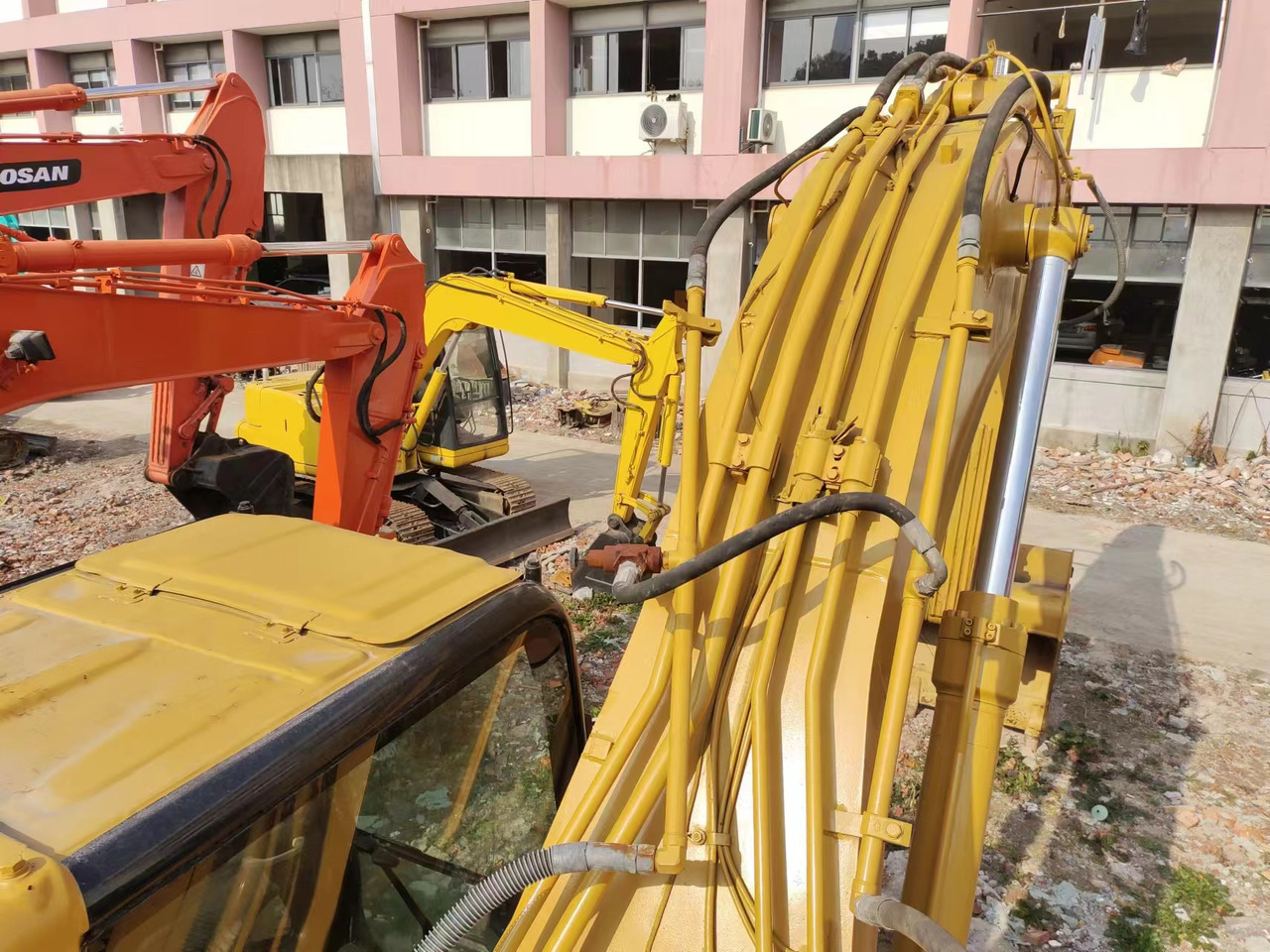 CAT 325CL - Beltegraver: bilde 3 CAT 325CL - Beltegraver: bilde 3