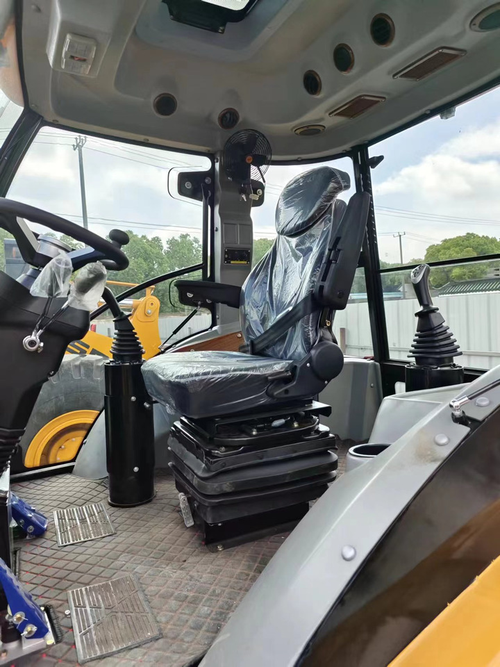 CAT 420F - Traktorgraver: bilde 4 CAT 420F - Traktorgraver: bilde 4