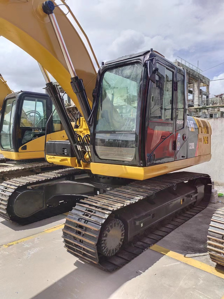 CATERPILLAR 320D - Beltegraver: bilde 2 CATERPILLAR 320D - Beltegraver: bilde 2