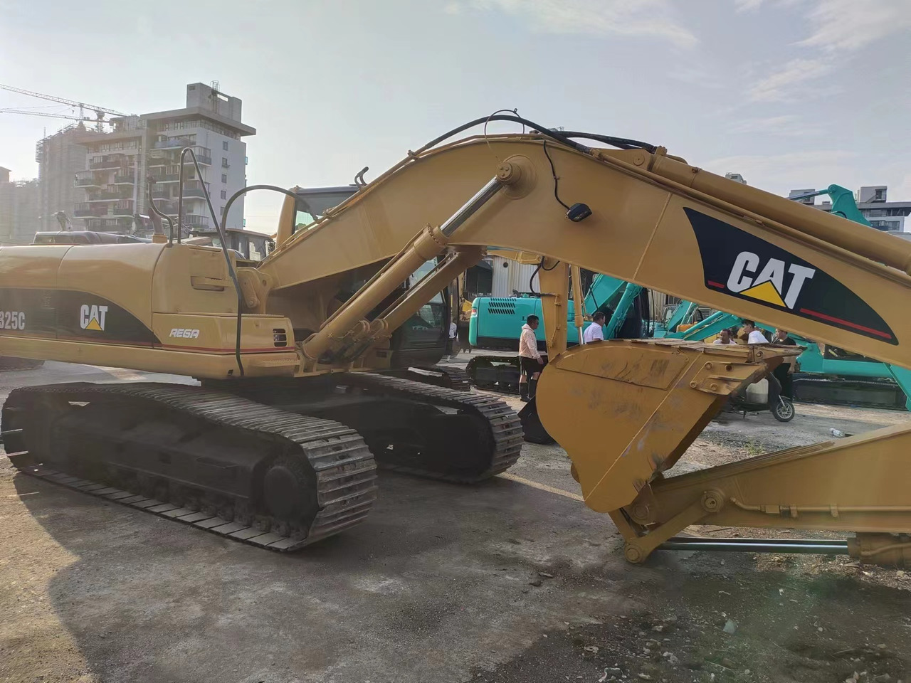 CATERPILLAR 325C - Beltegraver: bilde 3 CATERPILLAR 325C - Beltegraver: bilde 3