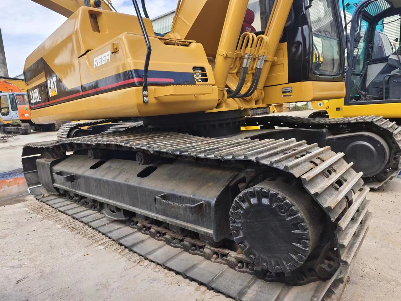 CATERPILLAR CAT 320BL - Beltegraver: bilde 3 CATERPILLAR CAT 320BL - Beltegraver: bilde 3