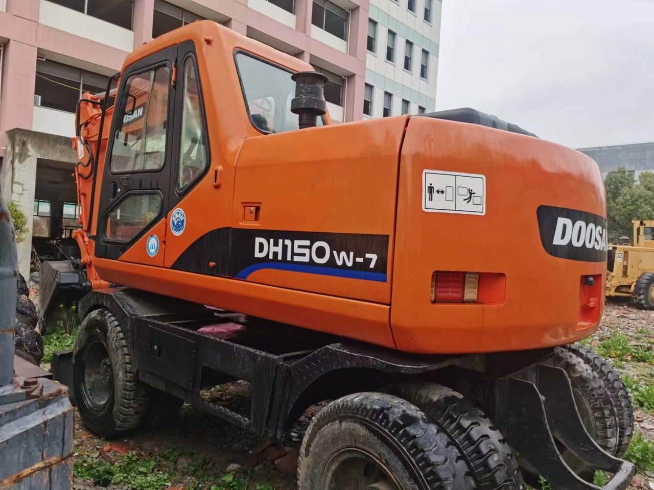 DOOSAN DH150W-7 - Hjulgraver: bilde 2 DOOSAN DH150W-7 - Hjulgraver: bilde 2