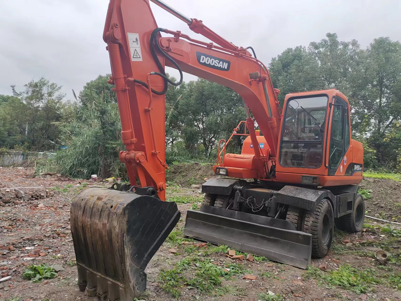 DOOSAN DH150W-7 - Hjulgraver: bilde 2 DOOSAN DH150W-7 - Hjulgraver: bilde 2