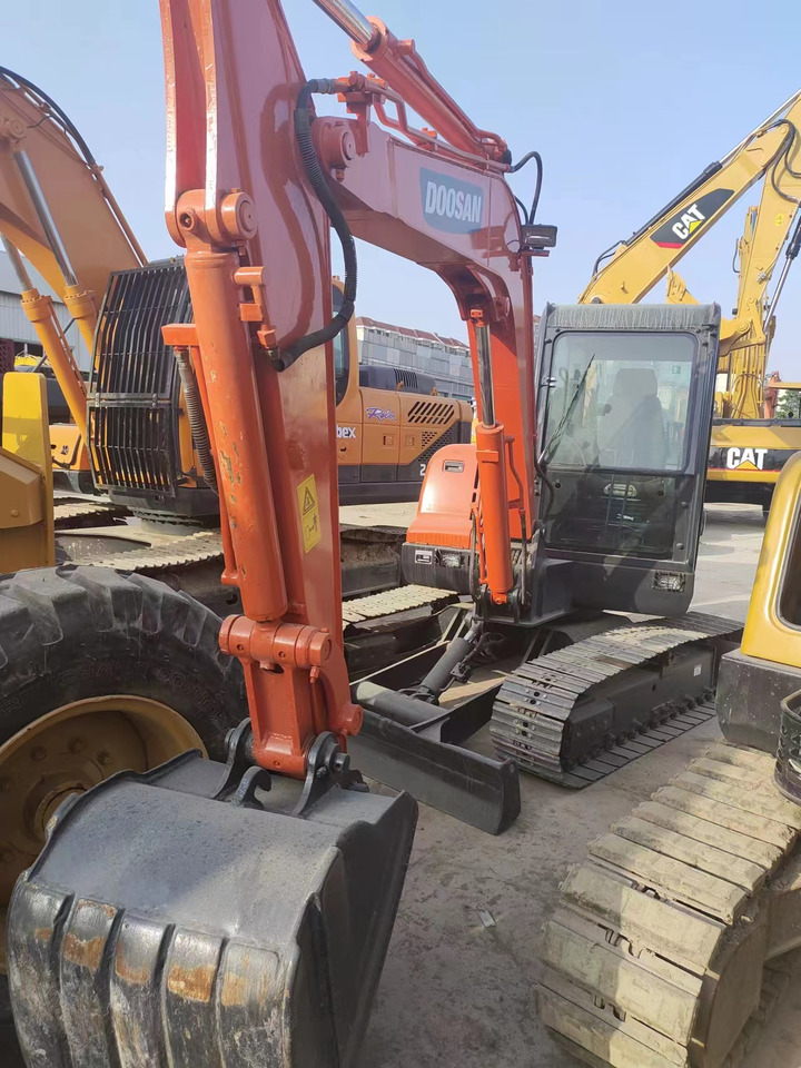 DOOSAN DX60 - Minigraver: bilde 2 DOOSAN DX60 - Minigraver: bilde 2