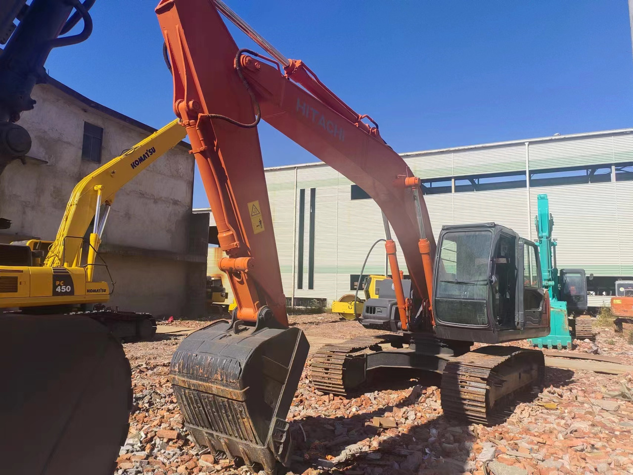 HITACHI ZX200 - Beltegraver: bilde 2 HITACHI ZX200 - Beltegraver: bilde 2