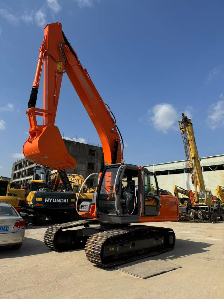 HITACHI ZX200 - Beltegraver: bilde 2 HITACHI ZX200 - Beltegraver: bilde 2