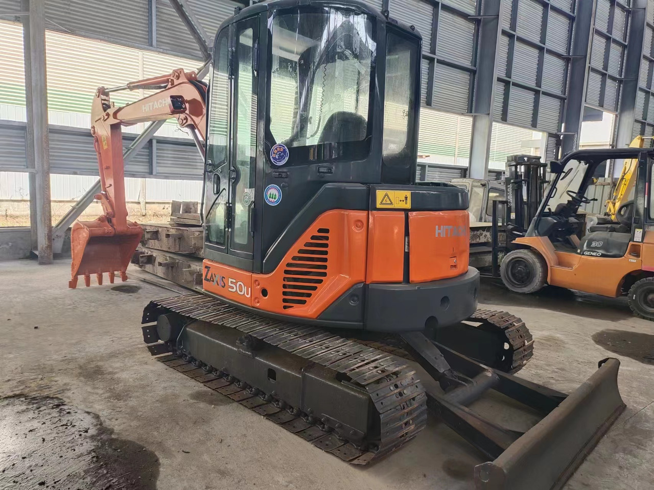 HITACHI ZX50U - Minigraver: bilde 2 HITACHI ZX50U - Minigraver: bilde 2