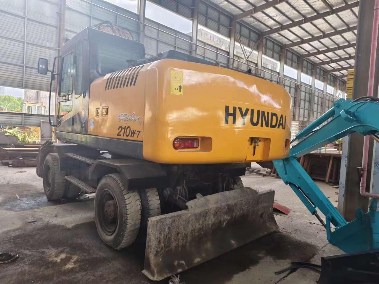 HYUNDAI 210W-7 - Hjulgraver: bilde 4 HYUNDAI 210W-7 - Hjulgraver: bilde 4