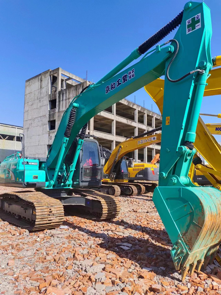 KOBELCO SK200D - Beltegraver: bilde 2 KOBELCO SK200D - Beltegraver: bilde 2