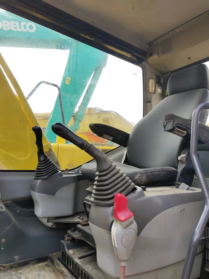 KOMATSU PC130-7 - Beltegraver: bilde 3 KOMATSU PC130-7 - Beltegraver: bilde 3