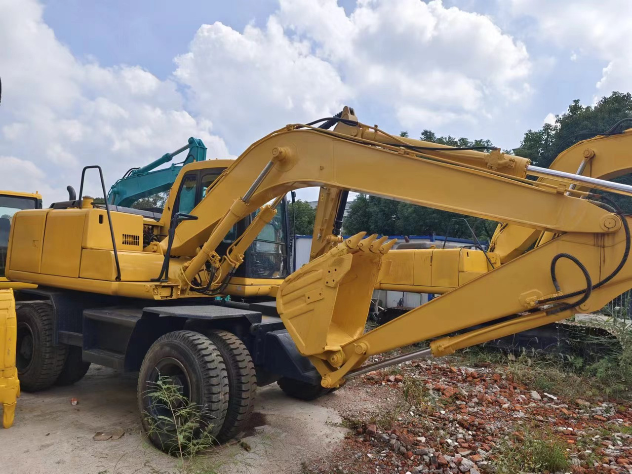 Hjulgraver KOMATSU PC130: bilde 9