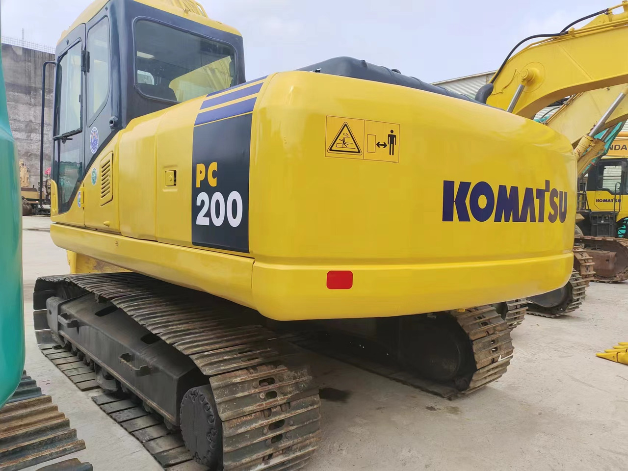 KOMATSU PC200-7 - Beltegraver: bilde 4 KOMATSU PC200-7 - Beltegraver: bilde 4