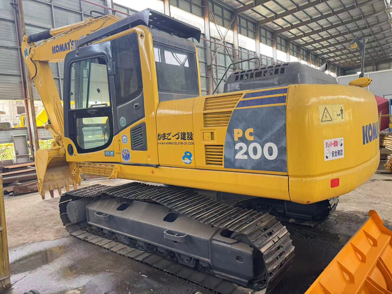 KOMATSU PC200-8 - Beltegraver: bilde 1 KOMATSU PC200-8 - Beltegraver: bilde 1