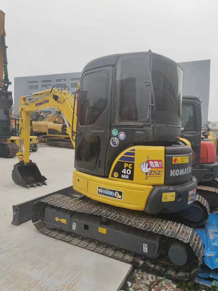 KOMATSU PC40MR - Minigraver: bilde 3 KOMATSU PC40MR - Minigraver: bilde 3