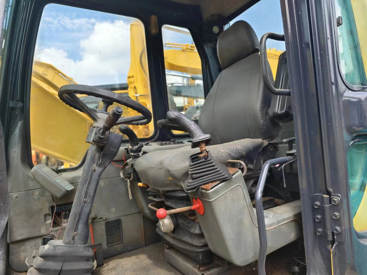 KOMATSU PW130 - Hjulgraver: bilde 4 KOMATSU PW130 - Hjulgraver: bilde 4