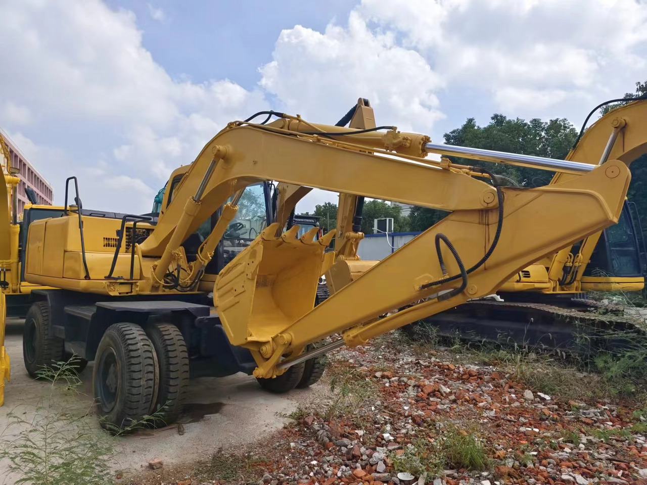 KOMATSU PW130 - Hjulgraver: bilde 2 KOMATSU PW130 - Hjulgraver: bilde 2