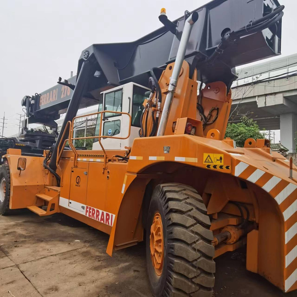 LIEBHERR 278 - Reachstackere: bilde 2 LIEBHERR 278 - Reachstackere: bilde 2