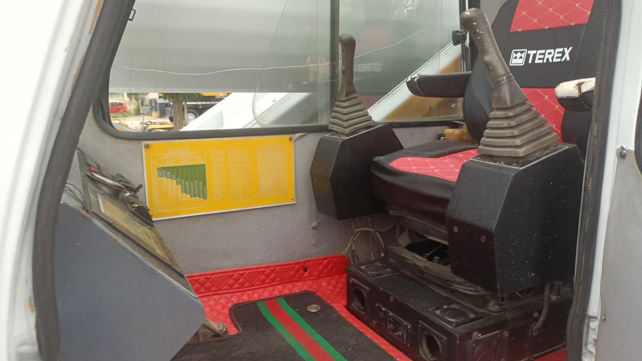TEREX TTC070G 70ton - Mobilkran: bilde 4 TEREX TTC070G 70ton - Mobilkran: bilde 4